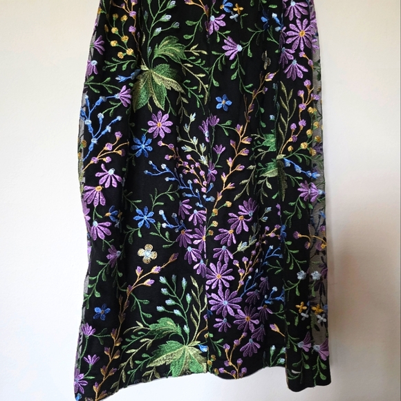 Kensie Women's Floral Embroidered Mesh Dress - Picture 5 of 9